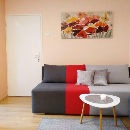 Sunray Studio Apartment Zagreb Extérieur photo